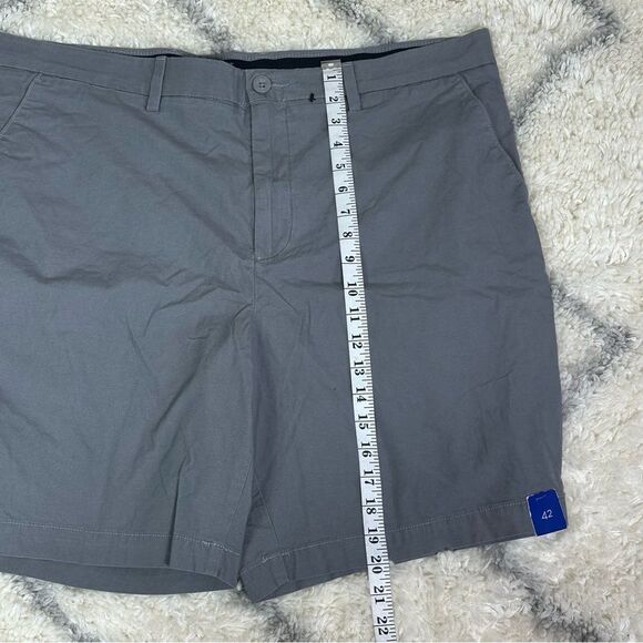 Apt. 9 Men's Charcoal Flat Front Shorts - Picture 2 of 6